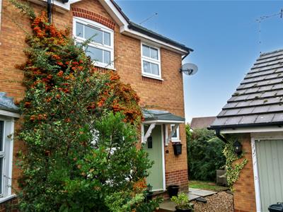 Property image of home to buy in Trafford Close, Shenley